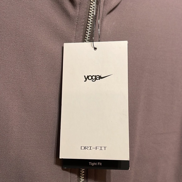 NWT NIKE YOGA Luxe Dri-FIT‎ Grey Purple Color Women's Size XXL - Picture 2 of 6